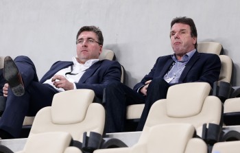 Rechtfertigen die erneute Reise an den Persischen Golf. Axel Hellmann (li.) und Heribert Bruchhagen (re.).