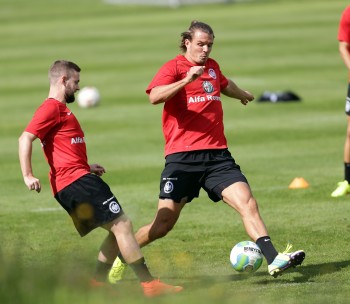 Sind beide im Blickfeld der Kicker-Rangliste gelandet. Torj&auml;ger Alex Meier (re.) und Eigengew&auml;chs Marc Stendera (li.).
