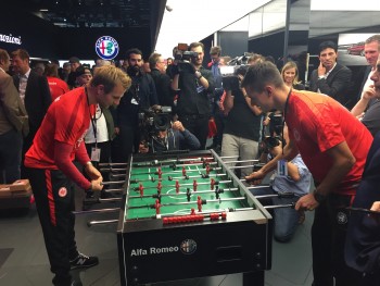 Aigner und Flum stellten ihren Qualitäten am Tischkicker unter Beweis.