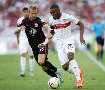 Stefan Aigner (li., Frankfurt), Serey Die.