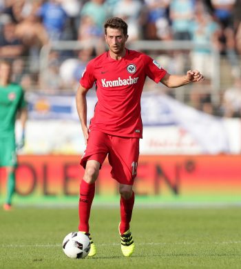 David Abraham wird gegen den SC Freiburg wohl nur zuschauen k&ouml;nnen.