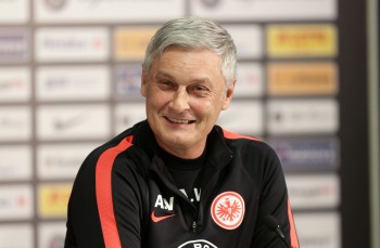 Ist das Lachen inzwischen vergangen: Cheftrainer Armin Veh