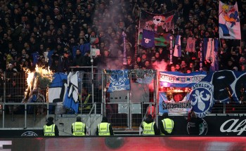 Die "Randale" im Hinspiel gegen den SV Darmstadt 98 ziehen nicht nur ein Gästefan-Verbot, sondern auch Innenstadtverbot für Eintracht-Fans nach sich.