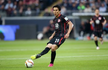 Makoto Hasebe wird auch weiterhin das Trikot der Eintracht tragen.