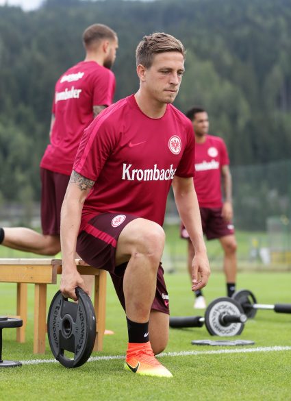 Bastian Oczipka möchte in der kommenden Saison konstant gute Leistungen bringen.