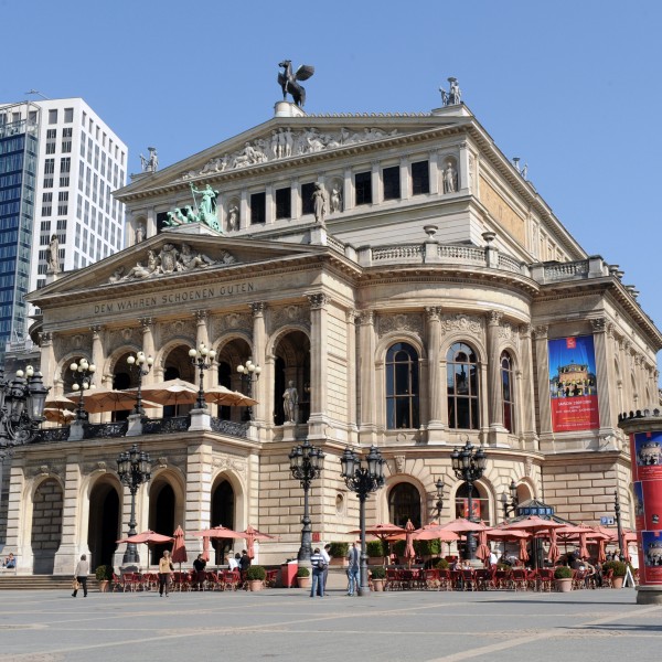 21.04.2009, Mülleimer-Diskussion Opernplatz / Alte Oper
