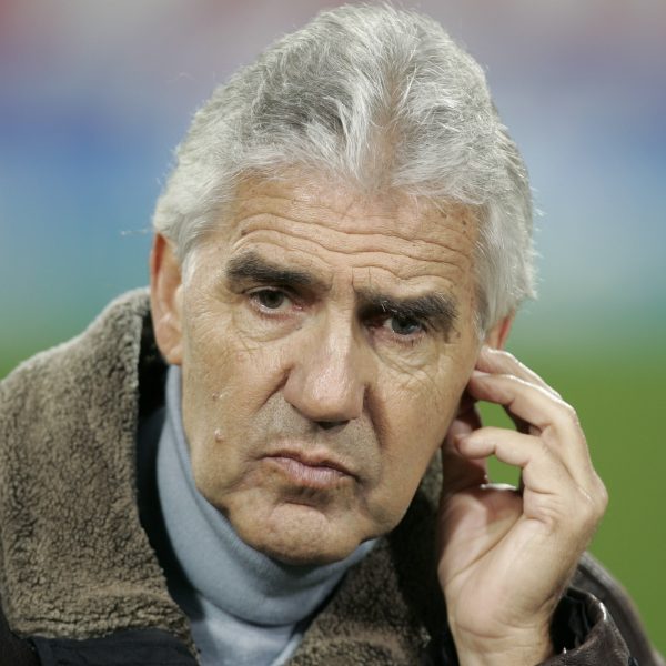 Unter Trainer Jörg Berger gewann die Eintracht letztmals auf Schalke.