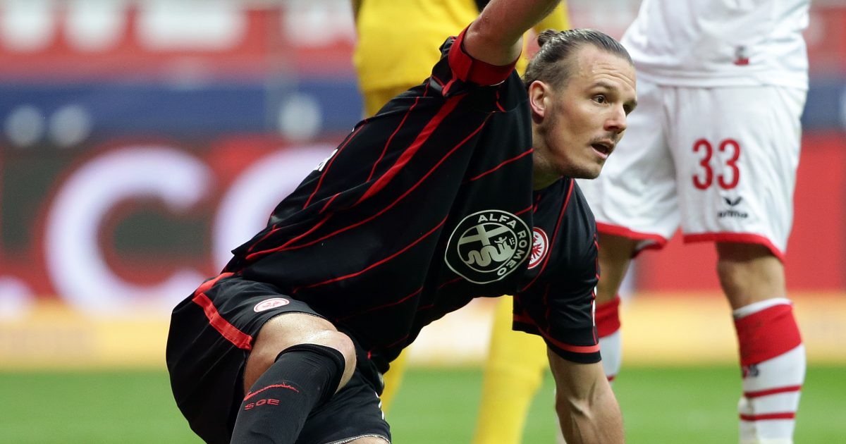 Alexander Meier bejubelt seinen Treffer zum 3:0