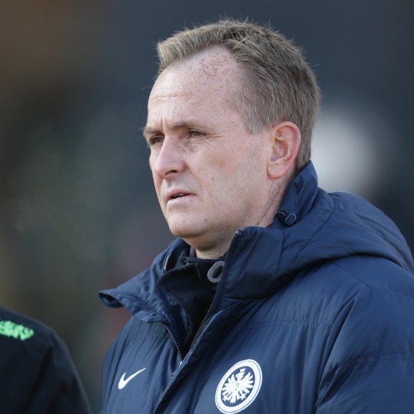  Armin Kraaz äußerte Unverständnis für Mesut Özil und den DFB.