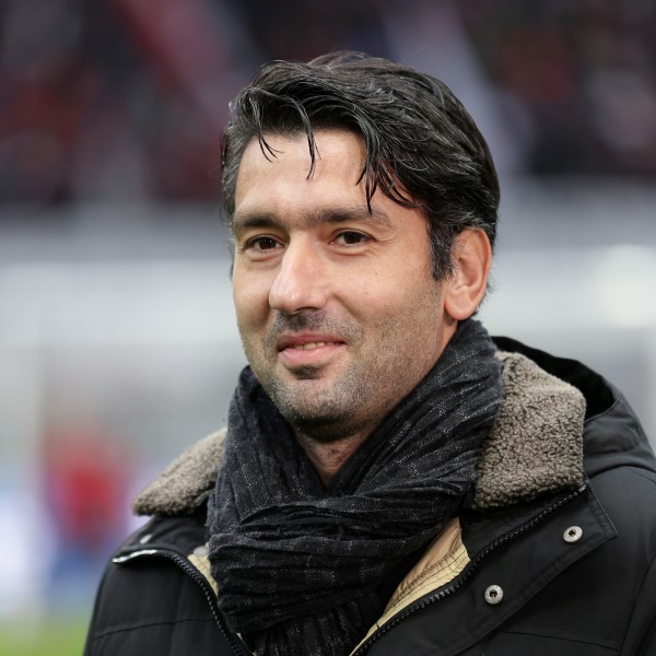 20 Jahre ist sein Bundesligadebüt inzwischen her. Der "ewige" Oka.