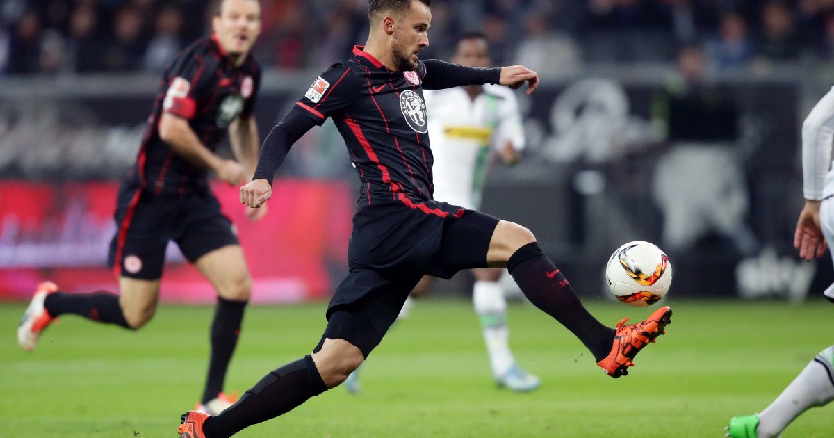 Die Gladbacher Mannschaft liegt der Eintracht.