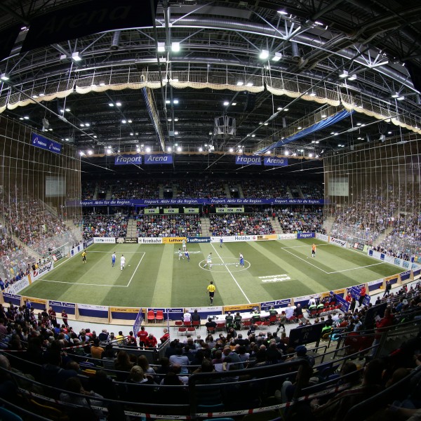 Die Hallenturniere in Deutschland stehen vor dem Aus.