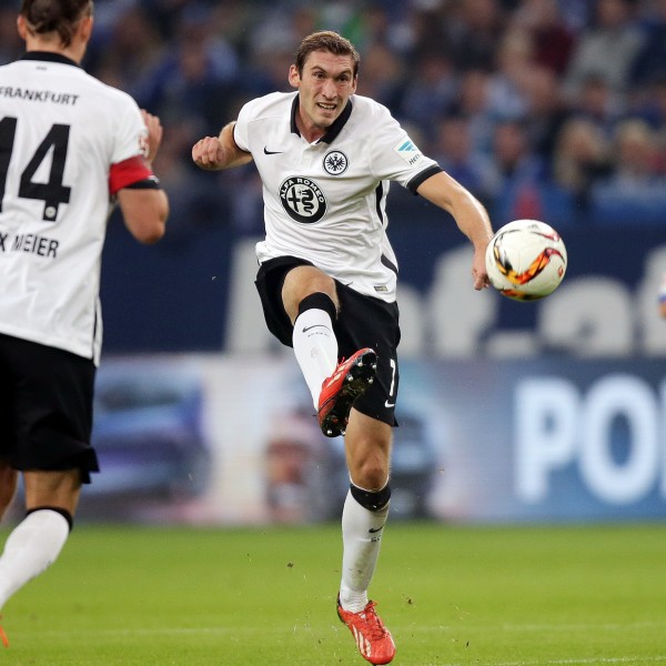 Stefan Reinartz hinkt wie der Rest der Eintracht den Erwartungen hinterher.