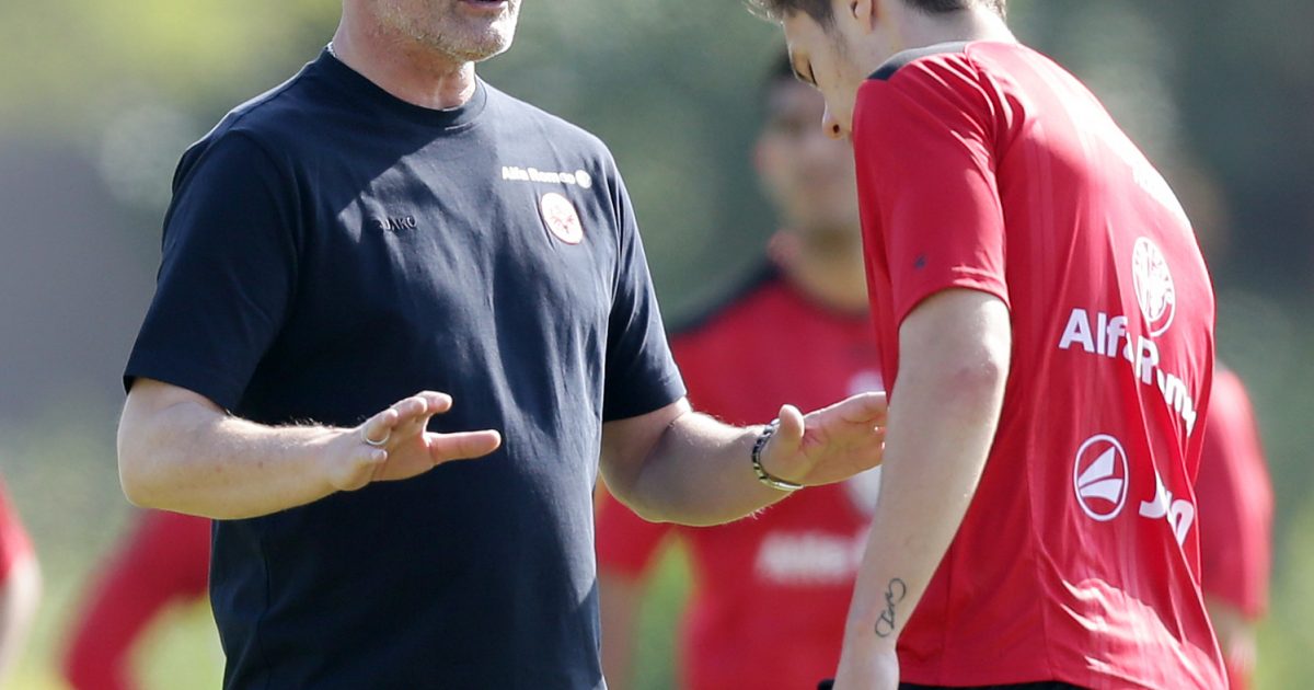 Rüge für Vaclav Kadlec. Armin Veh erwartet mehr von seinem Stürmer.