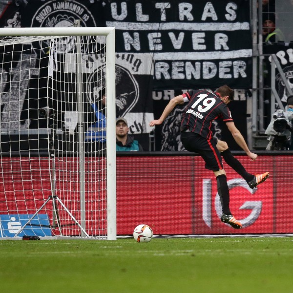 Ein Albtraum für alle Eintracht-Fans: der Gegentreffer zum 0:1