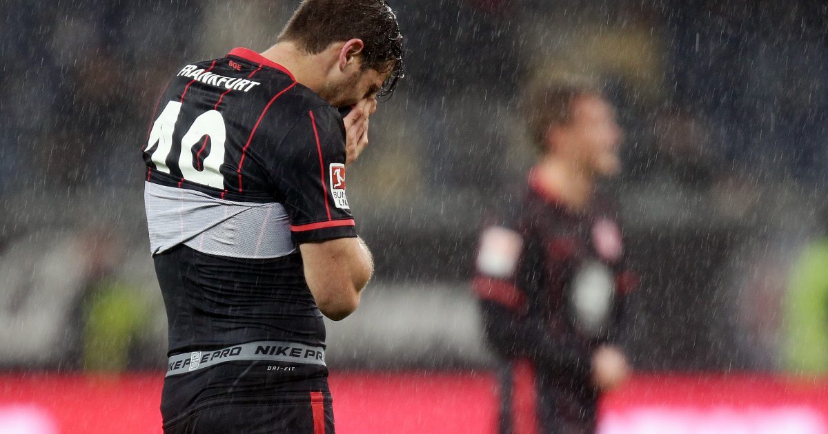 Die Enttäuschung ist nicht nur bei David Abraham groß nach der Niederlage gegen Leverkusen