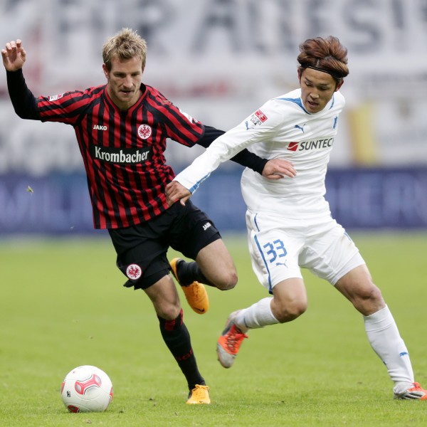 Bald Teamkameraden? Stefan Aigner (li.) und Takashi Usami (re.)