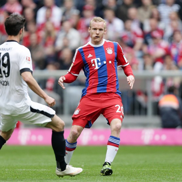 Liebäugelt mit einem Wechsel. Ex-Adler Sebastian Rode (re.)