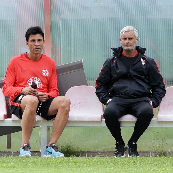 Auf der Suche nach neuen Spielern. Bruno Hübner (li.) und Armin Veh (re.)