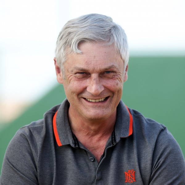 Trainer Armin Veh geht optimistisch in die Rückrunde. 