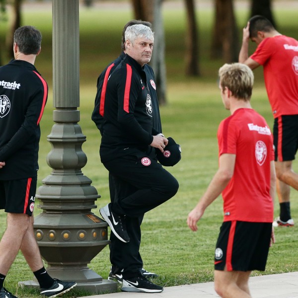 Trainer Armin Veh feilt an einer neuen Taktik