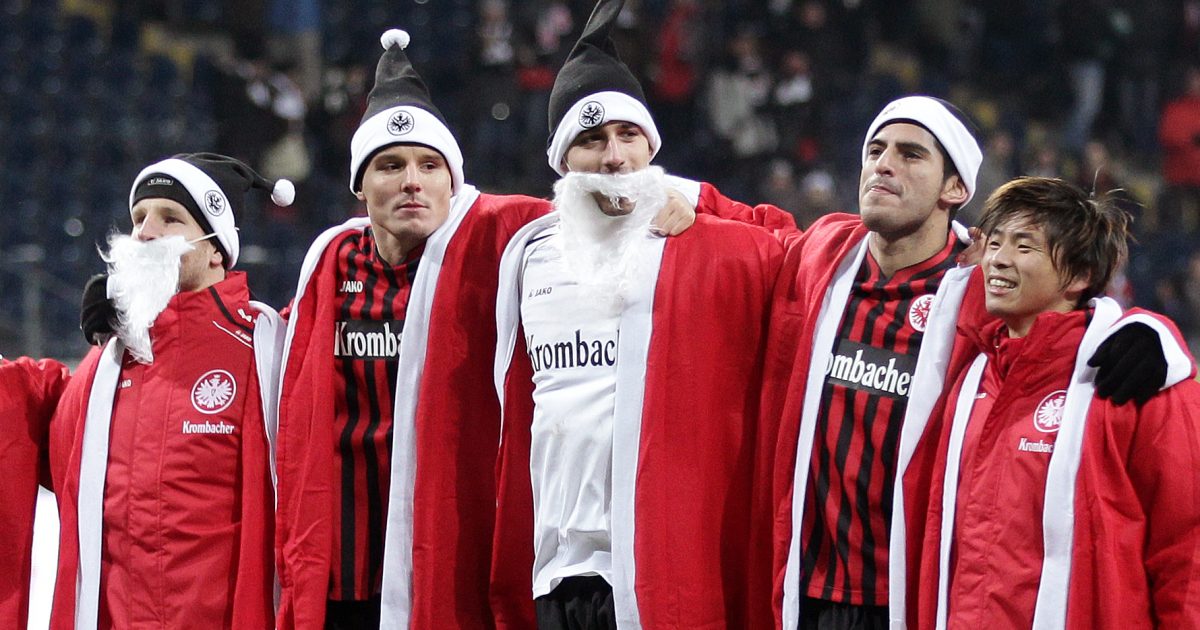 Laufen sie bald als "Christkinder" auf? Die Manager der Bundesliga planen die nächste Revolution.