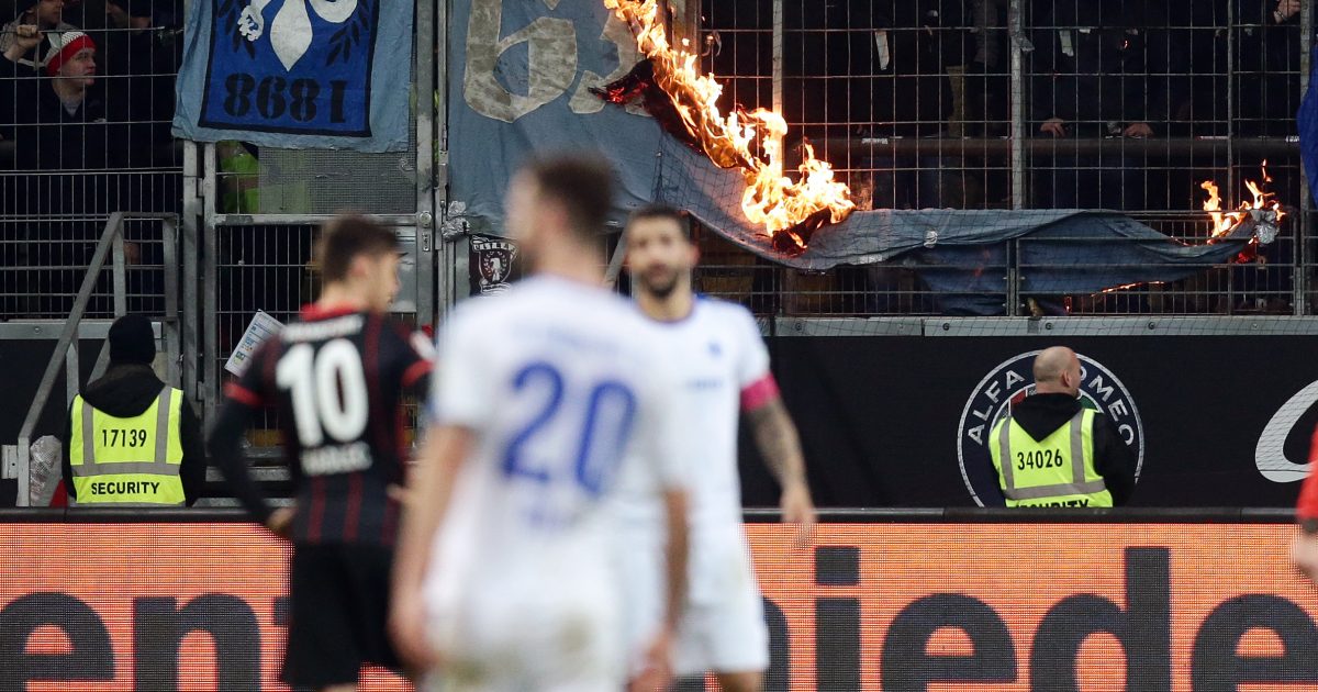 Das könnte teuer werden: Eintracht-Fans verbrennen Darmstadt-Fahnen