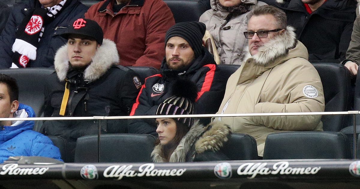Mit grimmigem Blick verfolgte Haris Seferovic die zweite Halbzeit auf der Tribüne