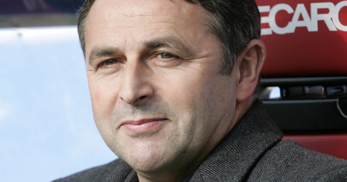 Wolfsburg-Geschäftsführer Klaus Allofs verbindet mit Frankfurt vor allem den Sport: "Für mich ist das nicht so sehr eine Bankenstadt, sondern eher eine Fußballstadt, weil ich bekanntlich dem Fußball vielfältig verbunden bin und damit auch häufiger mit DFB und DFL zu tun habe. Und natürlich denkt man bei Frankfurt automatisch an die Eintracht."