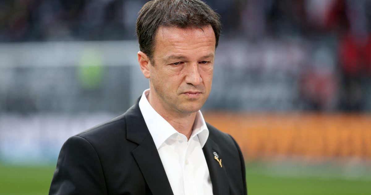 Wird Fredi Bobic neuer Sportvorstand? Mit Armin Veh arbeitete er - eher weniger erfolgreich - letzte Saison noch beim VfB Stuttgart zusammen.