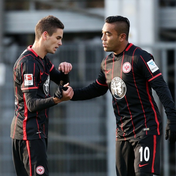 Mijat Gacinovic (li.) und Marco Fabián (re.) sollen gegen den VfL Wolfsburg starten! Eine These, die am Sonntag beim FPS-Fantalk diskutiert werden könnte.