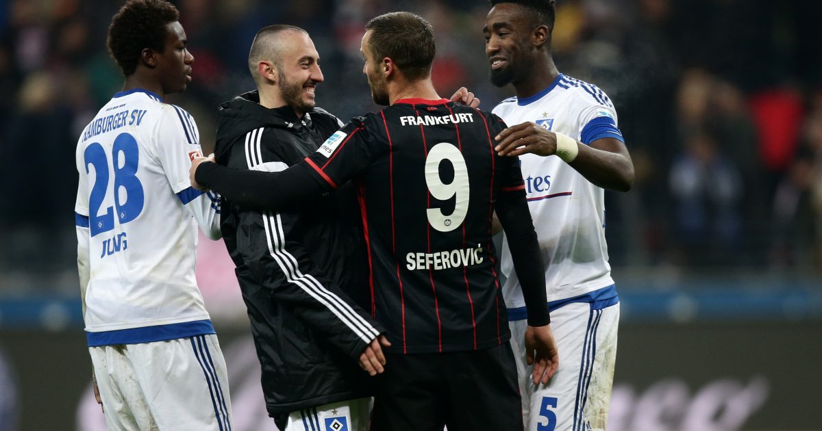 Der Schweizer Nationaltrainer verwechselte vermutlich Josip Drmic mit Haris Seferovic. Bei derzeit ähnlicher Friseur auch schwer zu unterscheiden.