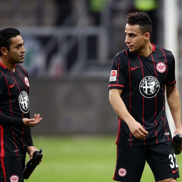 Zwei enttäuschte Neuzugänge: Änis Ben-Hatira und Marco Fabián nach dem Schlusspfiff 