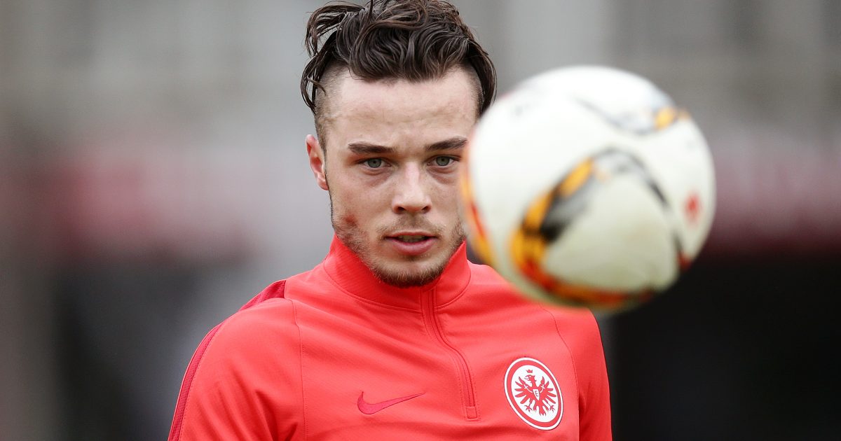 Er sieht die Eintracht als die deutlich bessere Station für seine Karriere an. Yanni Regäsel