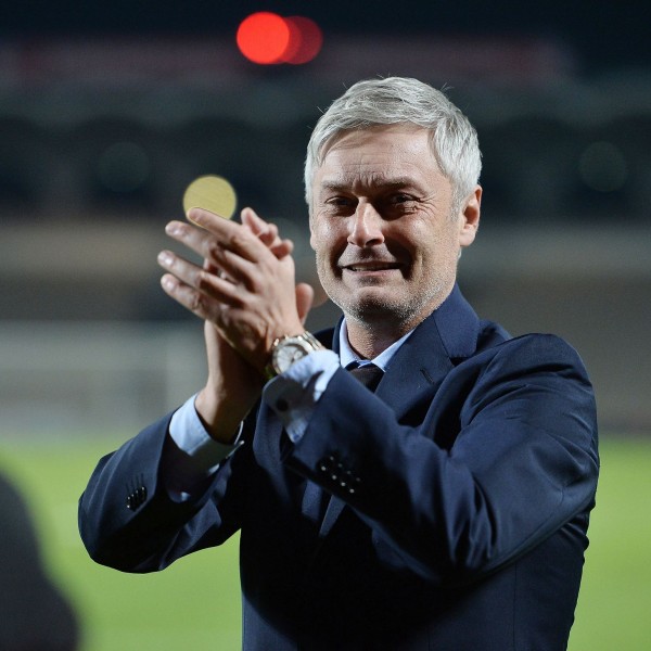 Die Zeiten, in denen Armin Veh von den Fans umjubelt wurde, siind vorbei. 