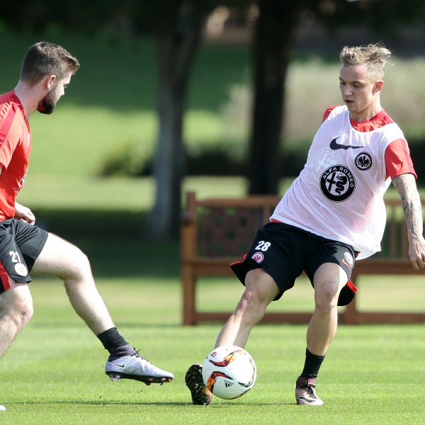 Marc Stendera (li.) und Sonny Kittel (re.) stammen beide aus dem Nachwuchsleistungszentrum der Eintracht