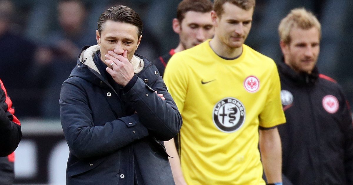Eintracht-Trainer Niko Kovac, Stefan Reinartz und Lukas Hradecky nach Spielende