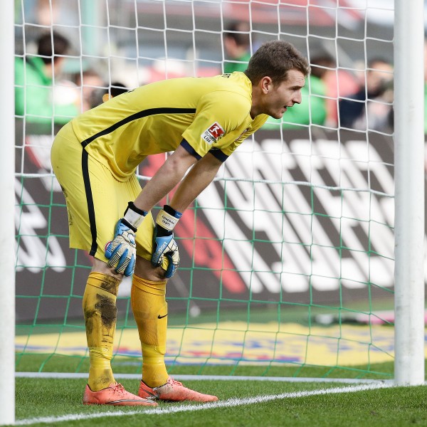 Bekommt trotz schwacher Leistung von Niko Kovac den Rücken gestärkt: Lukas Hradecky