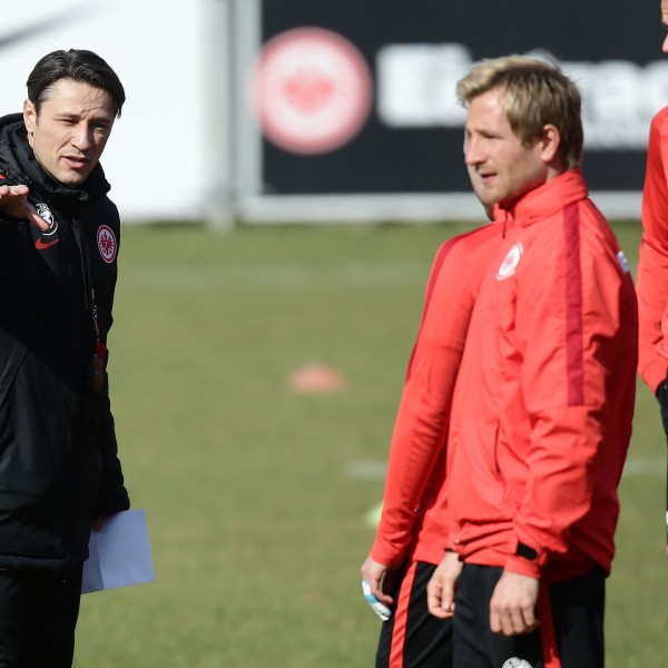 Niko Kovac (links) muss sich das Vertrauen einiger Spieler erst noch erarbeiten.