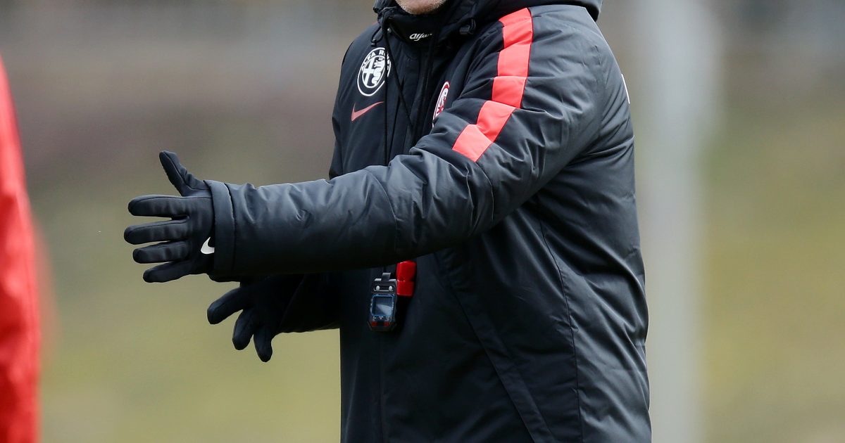 Eintracht-Coach Niko Kovac wünscht sich Gleichheit für alle Bundesligavereine und hat schlechte Nachrichten für die Eintracht-Fans.