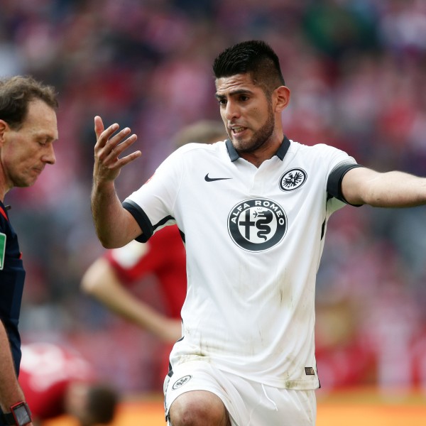 Carlos Zambrano kann der Eintracht vorerst nicht mehr helfen.