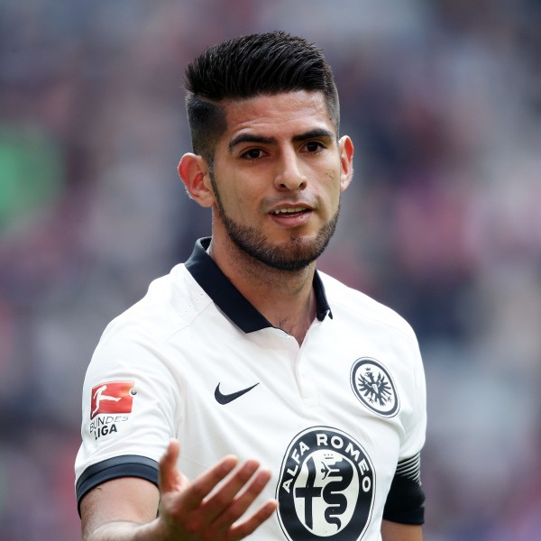 Möchte auch mit Schmerzen in Leverkusen spielen: Eintracht-Abwehrchef Carlos Zambrano.