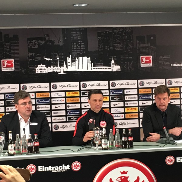 Axel Hellmann ging auf die Sicherheitsdebatte vor dem Spiel gegen Darmstadt ein.