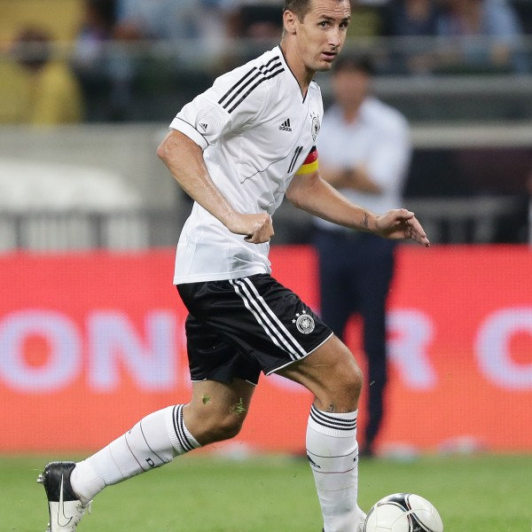 Trägt der ehemalige Nationalspieler Miroslav Klose bald das Eintracht-Trikot: