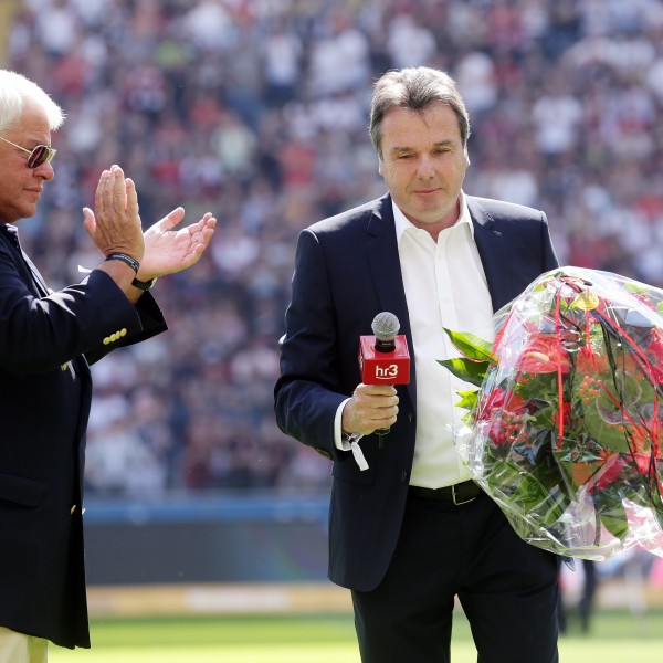 Heribert Bruchhagen (rechts) wird der Eintracht fehlen.
