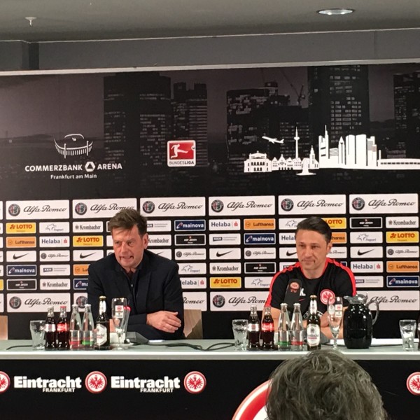 Niko Kovac wirkte sehr entspannt vor dem Kellerduell gegen den SV Werder Bremen.