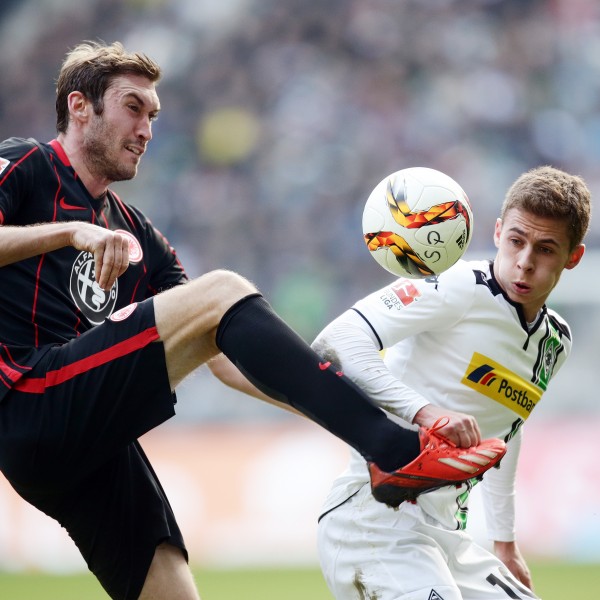 Stefan Reinartz beendet im Alter von 27 Jahren seine Karriere.