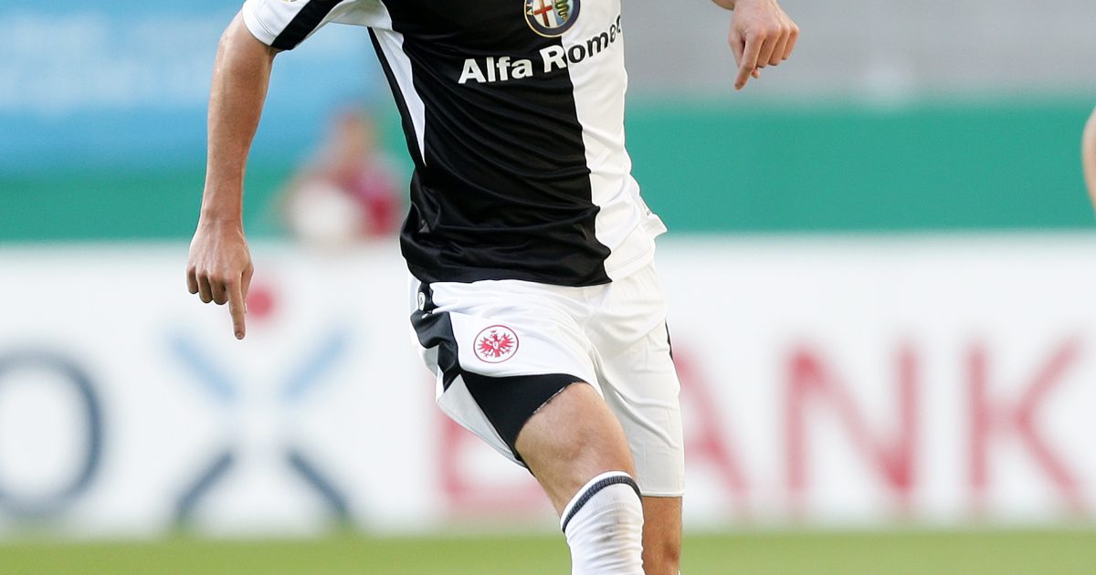 Alex Meier geht in der nächsten Saison im Schwarz-Weiß-Gestreiften auf Torejagd!