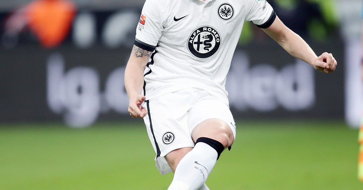 Bekommt Bastian Oczipka nun einen ernsthaften Konkurrenten um den Stammplatz auf der linken Verteidiger-Position?