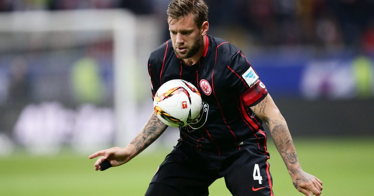 Marco Russ spielte das Relegations-Hinspiel trotz Erkrankung .